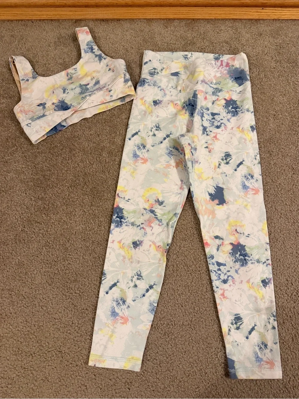 Kids Watercolor Print Leggings and sports top Set - White Multi